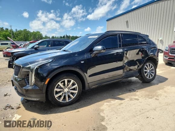 ✅ 2020 Cadillac XT4 AWD Sport • VIN: 1GYFZFR48LF017813 • Lot: 61940945. Wystawiony na Copart z przebiegiem 34 846 mil. Bezpłatny archiwum sprzedaży aukcyjnych z USA i szczegółowy raport historii pojazdu na DreamBid. Zdjęcie 1.
