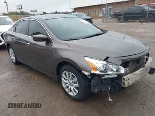 ✅ 2015 Nissan Altima S • VIN: 1N4AL3AP4FC451051 • Lot: 43543942. Wystawiony na IAAI z przebiegiem 160 728 mil. Bezpłatny archiwum sprzedaży aukcyjnych z USA i szczegółowy raport historii pojazdu na DreamBid. Zdjęcie 1.