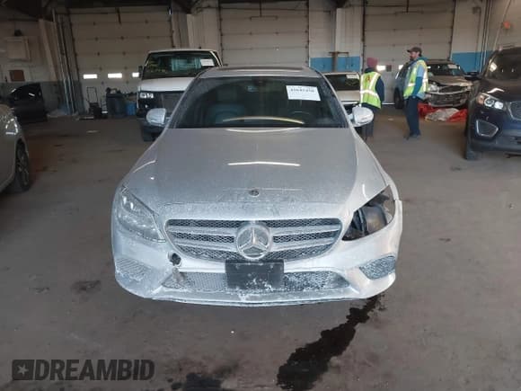 ✅ 2021 Mercedes-Benz C 300 • VIN: W1KWF8EB6MR646927 • Lot: 41645450. Wystawiony na IAAI z przebiegiem 53 464 mil. Bezpłatny archiwum sprzedaży aukcyjnych z USA i szczegółowy raport historii pojazdu na DreamBid. Zdjęcie 12.
