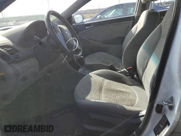 ✅ 2015 Hyundai Accent GLS • VIN: KMHCT4AE3FU883918 • Lot: 69941963. Listed on Copart with 187,181 mi miles. Access the free auction sales archive from the USA and view a detailed vehicle history report at DreamBid. Image 7.