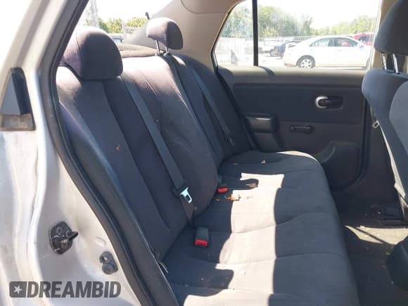 ✅ 2010 Nissan Versa 1.6 • VIN: 3N1CC1APXAL389517 • Lot: 42793522. Wystawiony na IAAI z przebiegiem 154 262 mil. Bezpłatny archiwum sprzedaży aukcyjnych z USA i szczegółowy raport historii pojazdu na DreamBid. Zdjęcie 8.