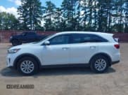 ✅ 2019 Kia Sorento S • VIN: 5XYPG4A57KG497296 • Лот: 42595113. Опубликован ранее на IAAI с пробегом 59 034 миль. Бесплатный доступ к архиву аукционных продаж из США и подробный отчёт об истории автомобиля на DreamBid. Изображение 14.