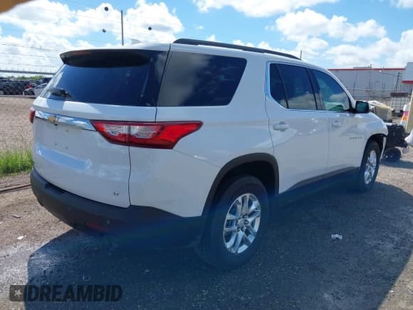 ✅ 2019 Chevrolet Traverse LT Cloth • VIN: 1GNERGKW9KJ201082 • Lot: 43286205. Wystawiony na IAAI z przebiegiem 101 797 mil. Bezpłatny archiwum sprzedaży aukcyjnych z USA i szczegółowy raport historii pojazdu na DreamBid. Zdjęcie 4.