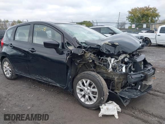 ✅ 2016 Nissan Note SV • VIN: 3N1CE2CP4GL391737 • Lot: 40532707. Listed on IAAI with 72,104 mi. Free auction sales archive from the USA and detailed vehicle history report at DreamBid. Image 1.
