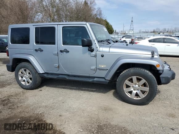 ✅ 2015 Jeep Wrangler Unlimited Altitude • VIN: 1C4HJWEG2FL714552 • Lot: 51852025. Wystawiony na Copart z przebiegiem 149 110 mil. Bezpłatny archiwum sprzedaży aukcyjnych z USA i szczegółowy raport historii pojazdu na DreamBid. Zdjęcie 4.