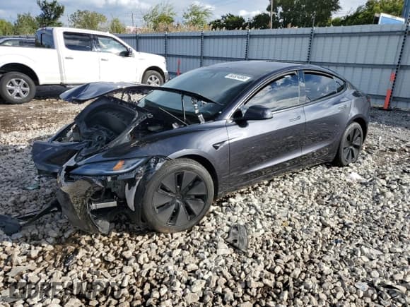 ✅ 2024 Tesla Model 3 Long Range • VIN: 5YJ3E1EB9RF829677 • Lot: 82324355. Wystawiony na Copart z przebiegiem 9 477 mil. Bezpłatny archiwum sprzedaży aukcyjnych z USA i szczegółowy raport historii pojazdu na DreamBid. Zdjęcie 1.