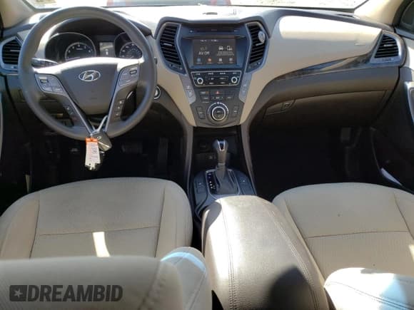 ✅ 2018 Hyundai Santa Fe 2.4L • VIN: 5XYZUDLBXJG526146 • Лот: 40770493. Опубликован ранее на Copart с пробегом 46 052 миль. Бесплатный доступ к архиву аукционных продаж из США и подробный отчёт об истории автомобиля на DreamBid. Изображение 8.