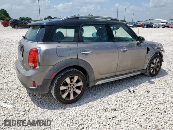 ✅ 2017 MINI Countryman Cooper • VIN: WMZYS7C30H3E07020 • Lot: 59914905. Listed on Copart with 66,605 mi. Free auction sales archive from the USA and detailed vehicle history report at DreamBid. Image 3.