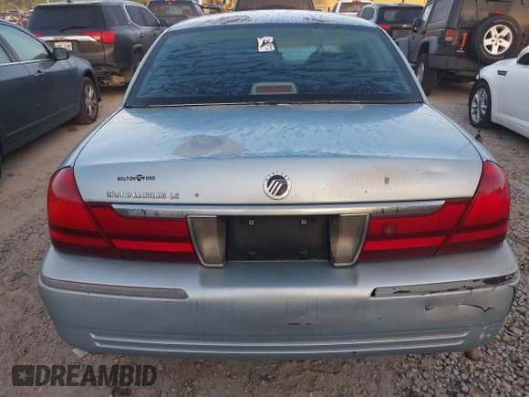 ✅ 2005 Mercury Grand Marquis LS Premium • VIN: 2MEFM75W85X631039 • Lot: 39461744. Wystawiony na IAAI z przebiegiem 154 477 mil. Bezpłatny archiwum sprzedaży aukcyjnych z USA i szczegółowy raport historii pojazdu na DreamBid. Zdjęcie 17.