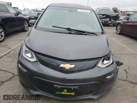 ✅ 2017 Chevrolet Bolt EV LT • VIN: 1G1FW6S04H4181724 • Lot: 79258794. Wystawiony na Copart z przebiegiem Nie podano. Bezpłatny archiwum sprzedaży aukcyjnych z USA i szczegółowy raport historii pojazdu na DreamBid. Zdjęcie 5.