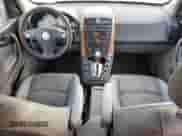 2007 Saturn VUE V6 z VIN 5GZCZ534X7S865182, wystawiony jako Copart lot #43450535 z przebiegiem 195 547 mil mil oraz Czysty tytuł • Clean title. Historia ofert i sprzedaży dostępna na DreamBid. Obrazek 8.