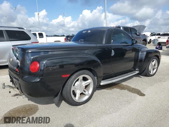 ✅ 2003 Chevrolet SSR LS • VIN: 1GCES14P73B101557 • Лот: 73679984. Опубликован ранее на Copart с пробегом 107 554 миль. Бесплатный доступ к архиву аукционных продаж из США и подробный отчёт об истории автомобиля на DreamBid. Изображение 3.