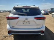 ✅ 2021 Toyota Highlander XSE • VIN: 5TDLZRBH8MS125325 • Lot: 52577595. Wystawiony na Copart z przebiegiem 82 846 mil. Bezpłatny archiwum sprzedaży aukcyjnych z USA i szczegółowy raport historii pojazdu na DreamBid. Zdjęcie 6.