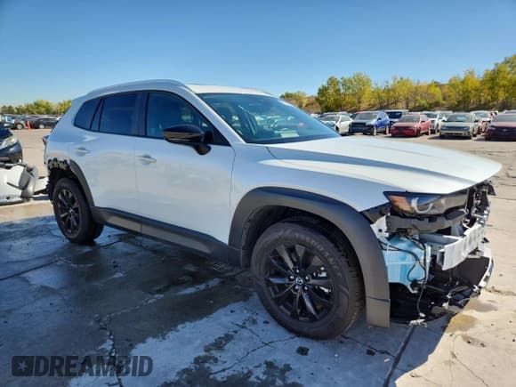 ✅ 2024 Mazda CX-50 S Premium • VIN: 7MMVABDMXRN169194 • Lot: 85533835. Wystawiony na Copart z przebiegiem 8 547 mil. Bezpłatny archiwum sprzedaży aukcyjnych z USA i szczegółowy raport historii pojazdu na DreamBid. Zdjęcie 4.