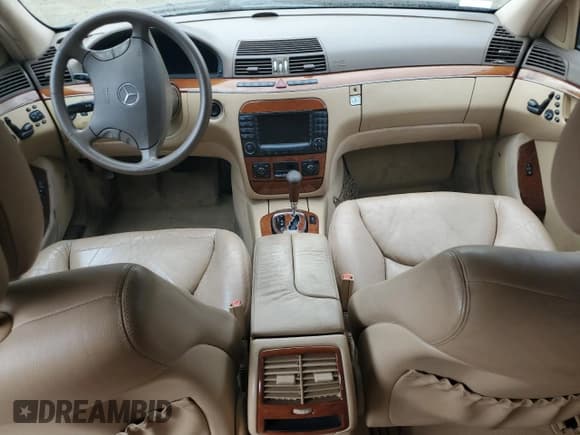 ✅ 2005 Mercedes-Benz S 430 • VIN: WDBNG83J05A450087 • Lot: 64372045. Wystawiony na Copart z przebiegiem Nie podano. Bezpłatny archiwum sprzedaży aukcyjnych z USA i szczegółowy raport historii pojazdu na DreamBid. Zdjęcie 8.