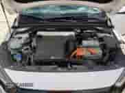 2019 Hyundai Ioniq Limited с VIN KMHC85LC6KU122734, выставлен на аукционе Copart как лот 74376264 с пробегом Не указан миль и На запчасти • Non repairable. История ставок и продаж доступна на DreamBid. Изображение 11.