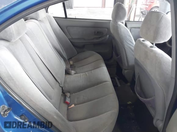 ✅ 2004 Hyundai Elantra GLS • VIN: KMHDN46D64U799930 • Lot: 42073710. Wystawiony na IAAI z przebiegiem 177 624 mil. Bezpłatny archiwum sprzedaży aukcyjnych z USA i szczegółowy raport historii pojazdu na DreamBid. Zdjęcie 8.