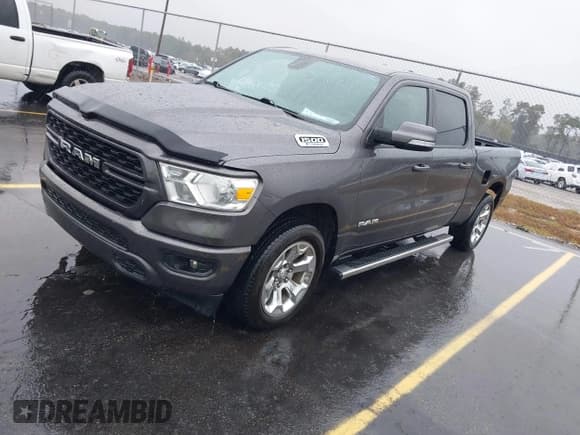 ✅ 2022 Ram 1500 Big Horn • VIN: 1C6RRFMG8NN441464 • Lot: 43533996. Wystawiony na IAAI z przebiegiem 75 690 mil. Bezpłatny archiwum sprzedaży aukcyjnych z USA i szczegółowy raport historii pojazdu na DreamBid. Zdjęcie 17.