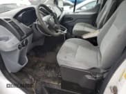 ✅ 2015 Ford Transit Cargo • VIN: 1FTYR1ZM4FKA64902 • Lot: 81369835. Wystawiony na Copart z przebiegiem 224 597 mil. Bezpłatny archiwum sprzedaży aukcyjnych z USA i szczegółowy raport historii pojazdu na DreamBid. Zdjęcie 7.