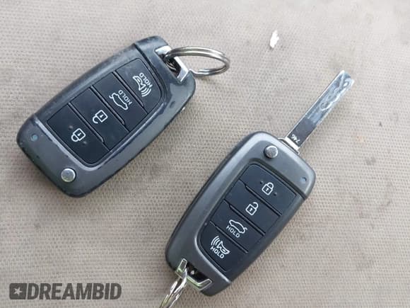 ✅ 2019 Hyundai Accent SE • VIN: 3KPC24A30KE042511 • Lot: 43259564. Wystawiony na IAAI z przebiegiem 83 882 mil. Bezpłatny archiwum sprzedaży aukcyjnych z USA i szczegółowy raport historii pojazdu na DreamBid. Zdjęcie 11.