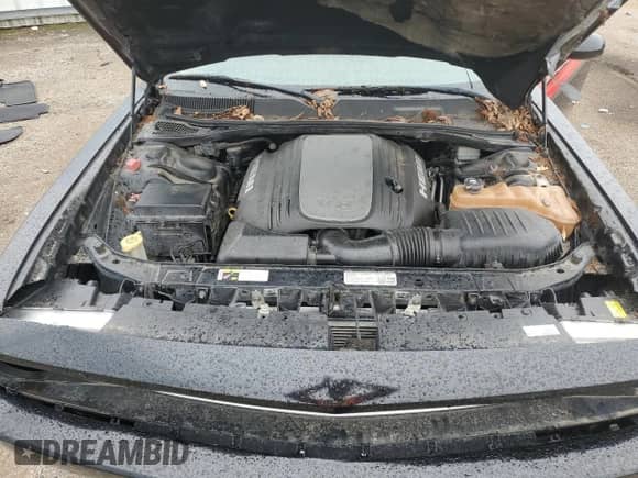 2013 Dodge Challenger R/T Classic z VIN 2C3CDYBT6DH511757, wystawiony jako Copart lot #66043334 z przebiegiem 175 539 mil mil oraz Szkoda całkowita • Salvage title. Historia ofert i sprzedaży dostępna na DreamBid. Obrazek 12.