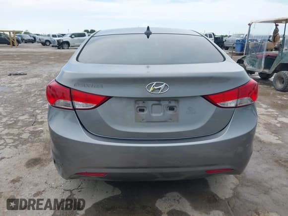 ✅ 2011 Hyundai Elantra GLS • VIN: KMHDH4AE8BU107817 • Lot: 42495613. Listed on IAAI with 122,776 mi. Free auction sales archive from the USA and detailed vehicle history report at DreamBid. Image 17.