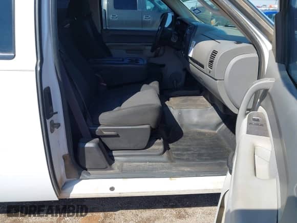 ✅ 2013 Chevrolet Silverado 1500 Work Truck • VIN: 1GCRKPE72DZ323418 • Лот: 43237676. Опубликован ранее на IAAI с пробегом 185 457 миль. Бесплатный доступ к архиву аукционных продаж из США и подробный отчёт об истории автомобиля на DreamBid. Изображение 5.