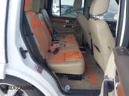 ✅ 2015 Land Rover LR4 HSE • VIN: SALAG2V65FA753110 • Lot: 41549015. Listed on IAAI with 185,288 mi. Free auction sales archive from the USA and detailed vehicle history report at DreamBid. Image 8.