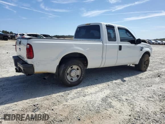 ✅ 2008 Ford F-250 XL • VIN: 1FTNX20578EA61983 • Lot: 80850695. Listed on Copart with Not provided. Free auction sales archive from the USA and detailed vehicle history report at DreamBid. Image 3.