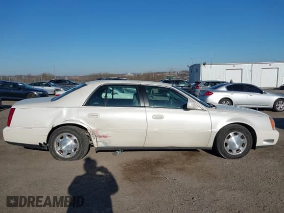 ✅ 2001 Cadillac DeVille • VIN: 1G6KD54Y21U218237 • Lot: 41752786. Wystawiony na IAAI z przebiegiem 188 159 mil. Bezpłatny archiwum sprzedaży aukcyjnych z USA i szczegółowy raport historii pojazdu na DreamBid. Zdjęcie 12.