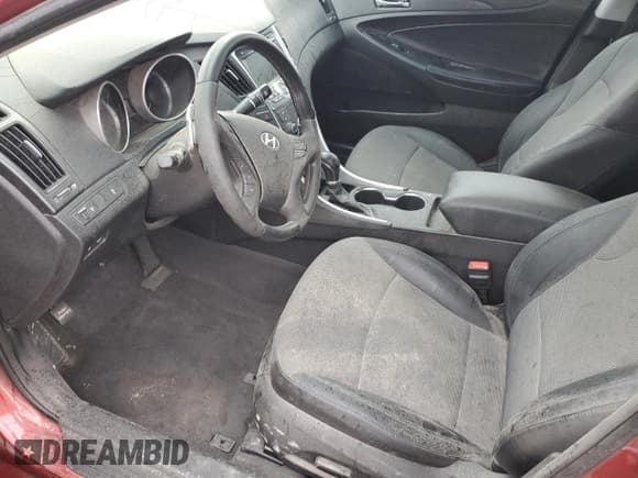 ✅ 2011 Hyundai Sonata SE • VIN: 5NPEC4AC6BH055524 • Lot: 74436324. Listed on Copart with Not provided. Free auction sales archive from the USA and detailed vehicle history report at DreamBid. Image 7.