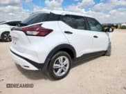 ✅ 2024 Nissan Kicks S • VIN: 3N1CP5BV3RL539052 • Лот: 80930345. Опубликован ранее на Copart с пробегом Не указан. Бесплатный доступ к архиву аукционных продаж из США и подробный отчёт об истории автомобиля на DreamBid. Изображение 3.