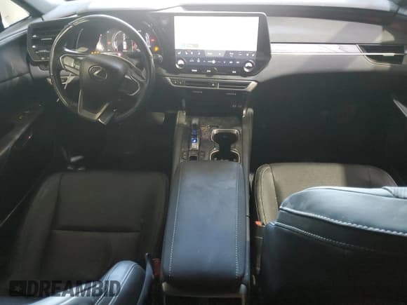 ✅ 2023 Lexus RX 350 F Sport • VIN: 2T2BAMCA2PC023051 • Lot: 68672025. Wystawiony na Copart z przebiegiem 41 940 mil. Bezpłatny archiwum sprzedaży aukcyjnych z USA i szczegółowy raport historii pojazdu na DreamBid. Zdjęcie 8.