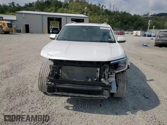 ✅ 2024 Volkswagen Atlas SEL Premium R-Line • VIN: 1V2FR2CA6RC547655 • Лот: 82044035. Опубликован ранее на Copart с пробегом Не указан. Бесплатный доступ к архиву аукционных продаж из США и подробный отчёт об истории автомобиля на DreamBid. Изображение 14.