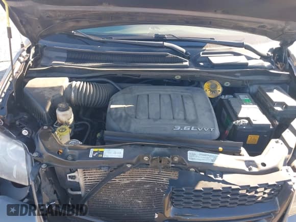 ✅ 2016 Dodge Grand Caravan SXT • VIN: 2C4RDGCG9GR102734 • Лот: 43470357. Опубликован ранее на IAAI с пробегом 225 961 миль. Бесплатный доступ к архиву аукционных продаж из США и подробный отчёт об истории автомобиля на DreamBid. Изображение 10.