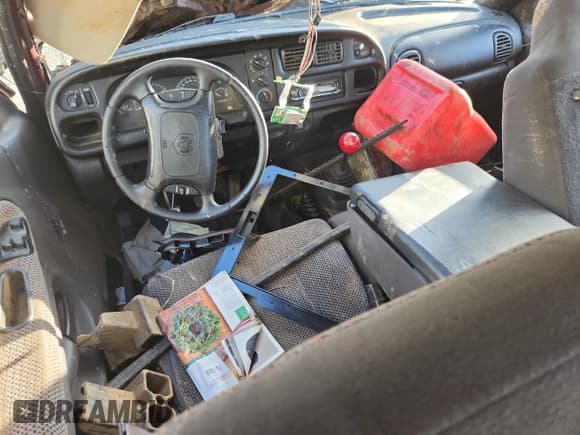 ✅ 2001 Dodge 2500 • VIN: 3B7KF23621G704930 • Lot: 92283765. Listed on Copart with Not provided. Free auction sales archive from the USA and detailed vehicle history report at DreamBid. Image 8.