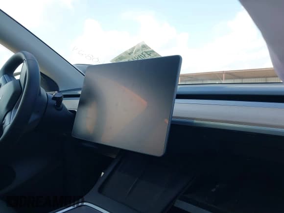 ✅ 2023 Tesla Model Y Performance • VIN: 7SAYGDEFXPF711562 • Lot: 43081300. Wystawiony na IAAI z przebiegiem Nie podano. Bezpłatny archiwum sprzedaży aukcyjnych z USA i szczegółowy raport historii pojazdu na DreamBid. Zdjęcie 17.