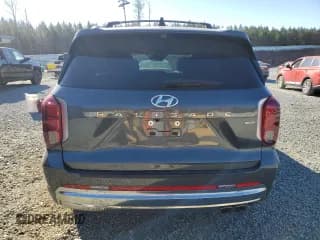 ✅ 2023 Hyundai Palisade Calligraphy • VIN: KM8R7DGE5PU581053 • Лот: 83226494. Опубликован ранее на Copart с пробегом 33 441 миль. Бесплатный доступ к архиву аукционных продаж из США и подробный отчёт об истории автомобиля на DreamBid. Изображение 6.