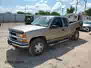 1999 Chevrolet Silverado 1500 with VIN 1GCEK19R2XR113171, listed as a Copart auction lot 55498895 with 182,739 mi miles and Salvage title. Bid and sale history available at DreamBid. Image 1.