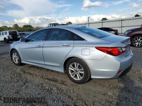 ✅ 2014 Hyundai Sonata GLS • VIN: 5NPEB4AC5EH831178 • Lot: 73840114. Listed on Copart with 106,282 mi. Free auction sales archive from the USA and detailed vehicle history report at DreamBid. Image 2.