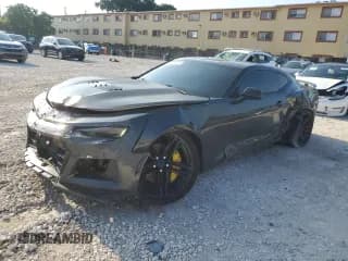 ✅ 2017 Chevrolet Camaro 1SS • VIN: 1G1FE1R73H0212509 • Лот: 69986115. Опубликован ранее на Copart с пробегом 86 263 миль. Бесплатный доступ к архиву аукционных продаж из США и подробный отчёт об истории автомобиля на DreamBid. Изображение 1.