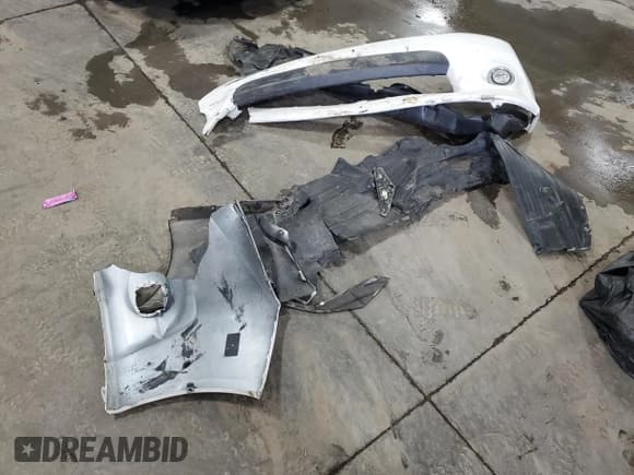 ✅ 2014 Toyota Sienna SE • VIN: 5TDXK3DC2ES442961 • Lot: 70143165. Listed on Copart with 204,488 mi. Free auction sales archive from the USA and detailed vehicle history report at DreamBid. Image 13.