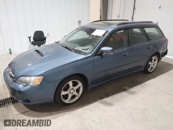 ✅ 2005 Subaru Legacy GT Limited • VIN: 4S3BP676854320233 • Lot: 41335423. Wystawiony na IAAI z przebiegiem 41 858 mil. Bezpłatny archiwum sprzedaży aukcyjnych z USA i szczegółowy raport historii pojazdu na DreamBid. Zdjęcie 2.