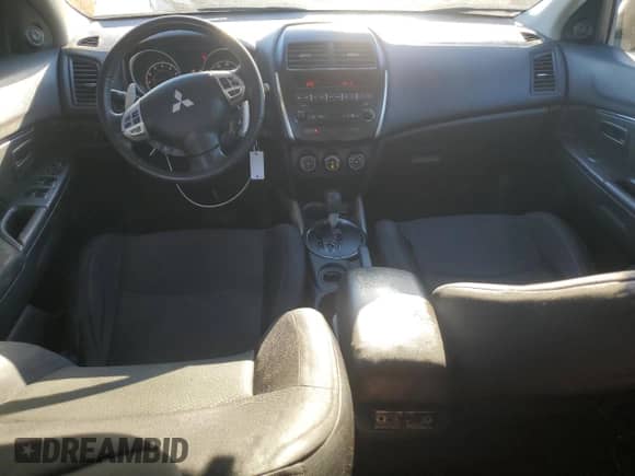 2013 Mitsubishi Outlander ES z VIN 4A4AP3AU9DE023832, wystawiony jako Copart lot #83817435 z przebiegiem 122 878 mil mil oraz Szkoda całkowita • Salvage title. Historia ofert i sprzedaży dostępna na DreamBid. Obrazek 8.