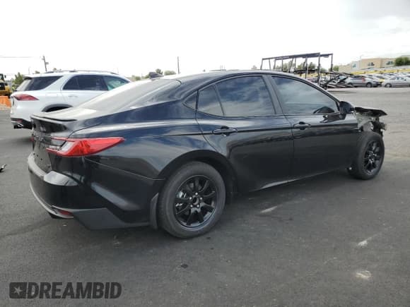 ✅ 2025 Toyota Camry SE • VIN: 4T1DAACK4SU603199 • Lot: 70231785. Listed on Copart with 1,696 mi. Free auction sales archive from the USA and detailed vehicle history report at DreamBid. Image 3.