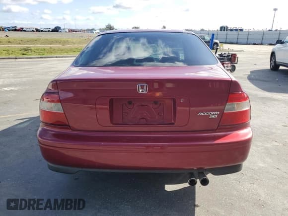 ✅ 1994 Honda Accord EX • VIN: JHMCD5652RC027096 • Lot: 91935395. Wystawiony na Copart z przebiegiem 149 279 mil. Bezpłatny archiwum sprzedaży aukcyjnych z USA i szczegółowy raport historii pojazdu na DreamBid. Zdjęcie 6.