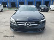 ✅ 2020 Mercedes-Benz C 300 • VIN: WDDWF8DB0LR558827 • Lot: 61656885. Listed on Copart with 76,117 mi. Free auction sales archive from the USA and detailed vehicle history report at DreamBid. Image 5.