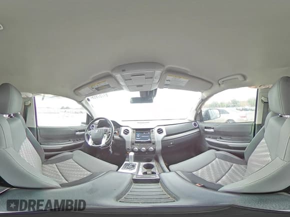 ✅ 2018 Toyota Tundra SR5 • VIN: 5TFUY5F19JX713530 • Lot: 81757855. Listed on Copart with 107,083 mi. Free auction sales archive from the USA and detailed vehicle history report at DreamBid. Image 14.