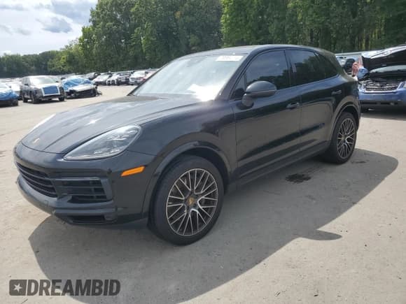 ✅ 2019 Porsche Cayenne S • VIN: WP1AB2AY2KDA62640 • Lot: 70384665. Wystawiony na Copart z przebiegiem 65 213 mil. Bezpłatny archiwum sprzedaży aukcyjnych z USA i szczegółowy raport historii pojazdu na DreamBid. Zdjęcie 1.