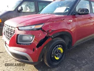 ✅ 2025 Hyundai Venue SEL • VIN: KMHRC8A34SU355539 • Lot: 41539818. Listed on IAAI with 3,969 mi. Free auction sales archive from the USA and detailed vehicle history report at DreamBid. Image 6.